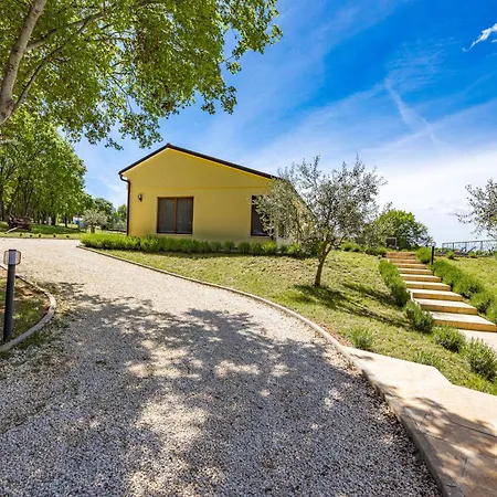 Вилла Rok With Private Pool & Sunset Views Near Pula *