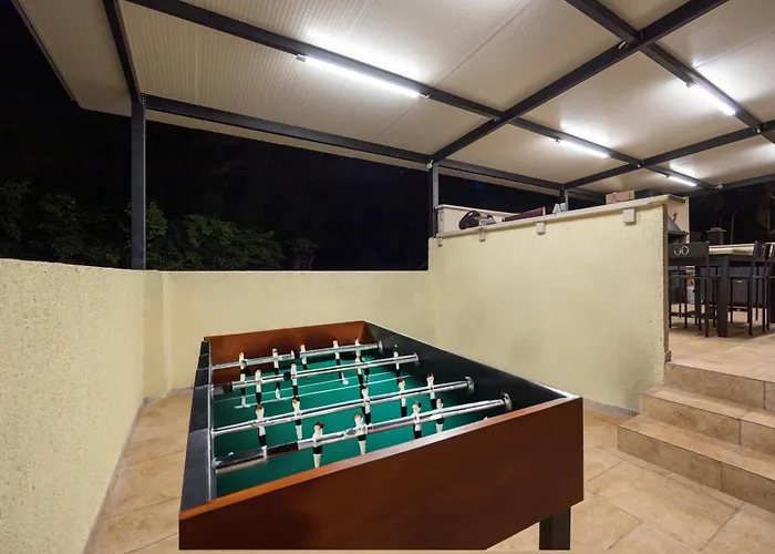 Вилла Rok With Private Pool & Sunset Views Near Pula *