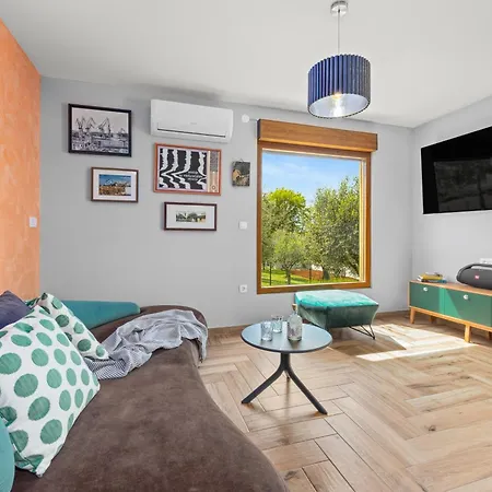 Rok Enjoy An Olive Oasis, 2bd, Pool, Wifi, Solar, Child - Friendly فيلة *