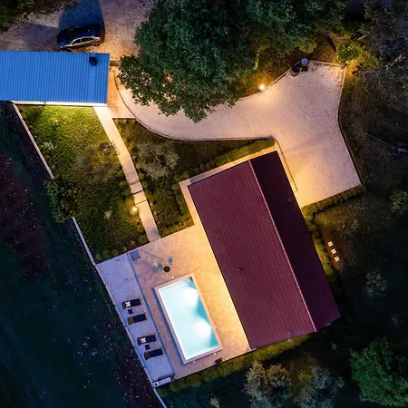 Rok In Beautiful Olive Oasis, 2bd, Pool, Wifi *